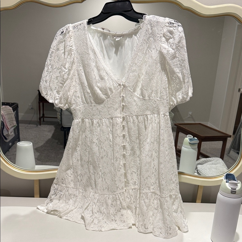 Elegant White Lace Dress